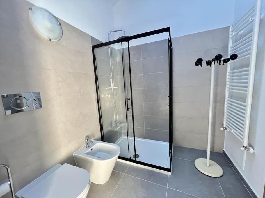 דירות קזאלה מונפראטו Prestigioso Attico A Passo Duomo By Revenue House מראה חיצוני תמונה